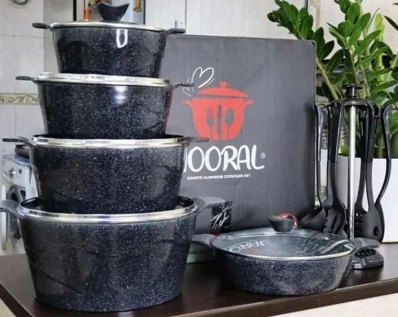 سرویس قابلمه چدن گرانیتی برند هورال gallery3