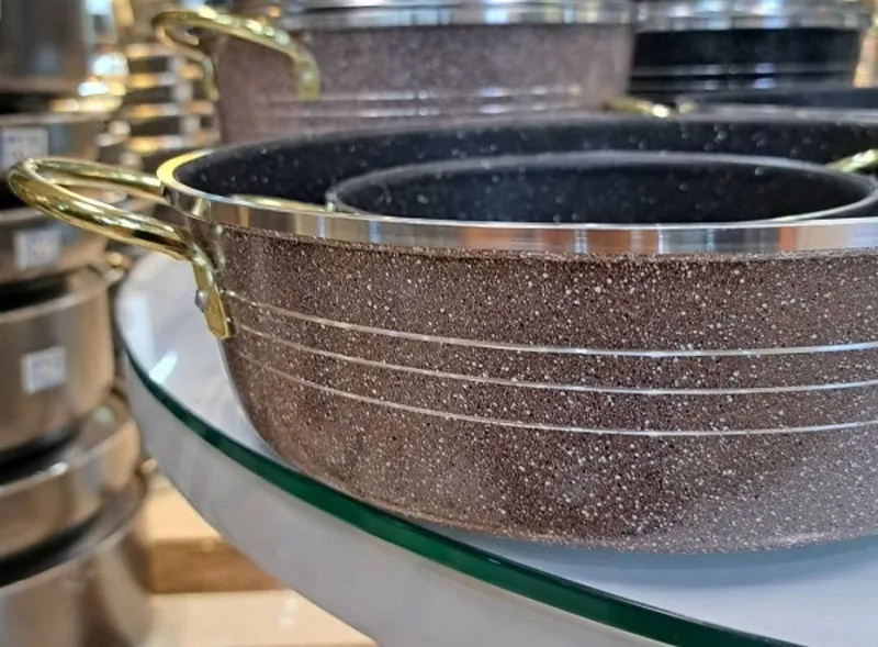 سرویس قابلمه و ماهیتابه برند کوشا 14 پارچه gallery2