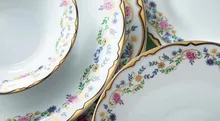 سرویس غذاخوری 102 پارچه 12 نفره چینی زرین مدل گلستان gallery5